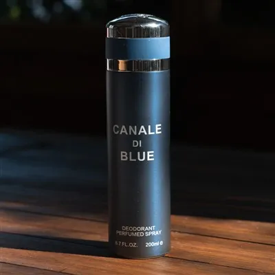 معطر هواء السيارة النظيف